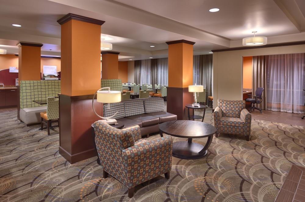 Holiday Inn Express & Suites Overland Park, An Ihg Hotel Exterior foto
